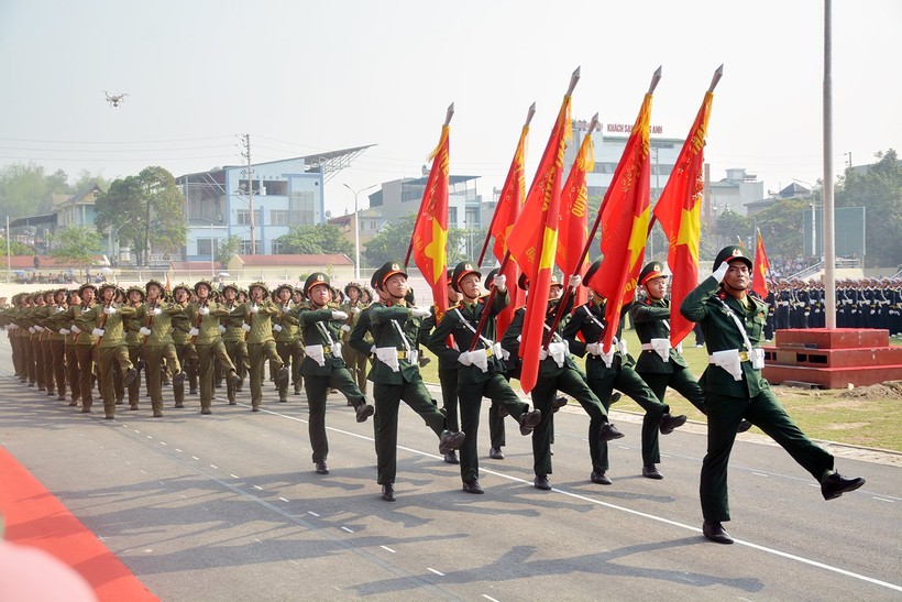 Khối chiến sĩ Điện Biên.