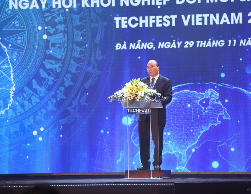 Thủ tướng Nguyễn Xuân Phúc phát biểu tại Ngày hội khởi nghiệp đổi mới sáng tạo quốc gia 2018.