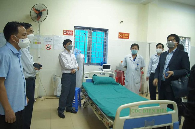 Sở Y tế tỉnh Điện Biên đề nghị Bộ Y tế chi viện thêm sinh phẩm để chống dịch