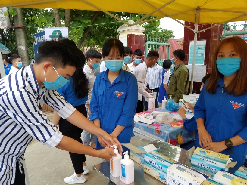 Nhiều hoạt động ý nghĩa trong chiến dịch "Tiếp sức mùa thi" tại huyện vùng cao Tủa Chùa, Điện Biên (Ảnh tư liệu)