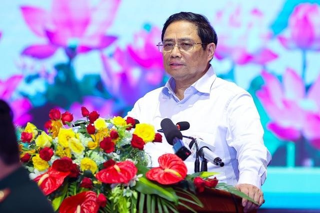 Thủ tướng Chính phủ Phạm Minh Chính phát biểu tại cuộc gặp mặt các đội tìm kiếm, quy tập hài cốt liệt sĩ - Ảnh: VGP/Nhật Bắc.