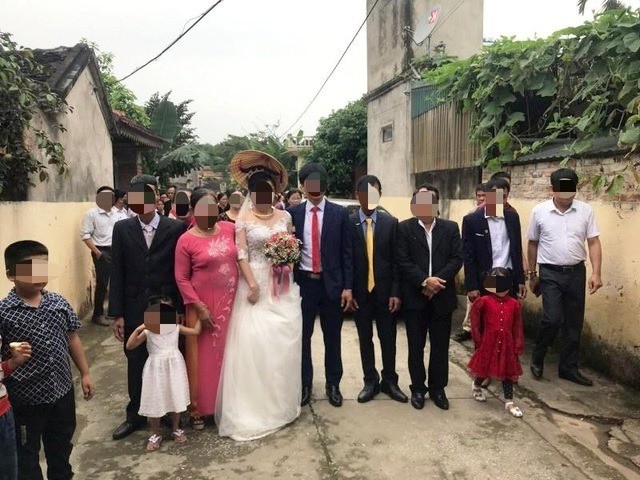 Thanh Hóa:  Để dân tổ chức đám cưới giữa mùa dịch, chủ tịch xã bị đình chỉ công tác
