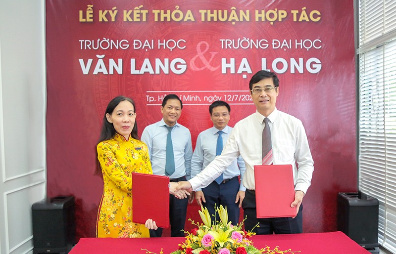 Hai trường đại học TPHCM và Quảng Ninh ký kết hợp tác
