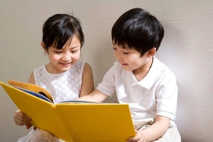 10 cách giúp trẻ có cảm hứng với sách