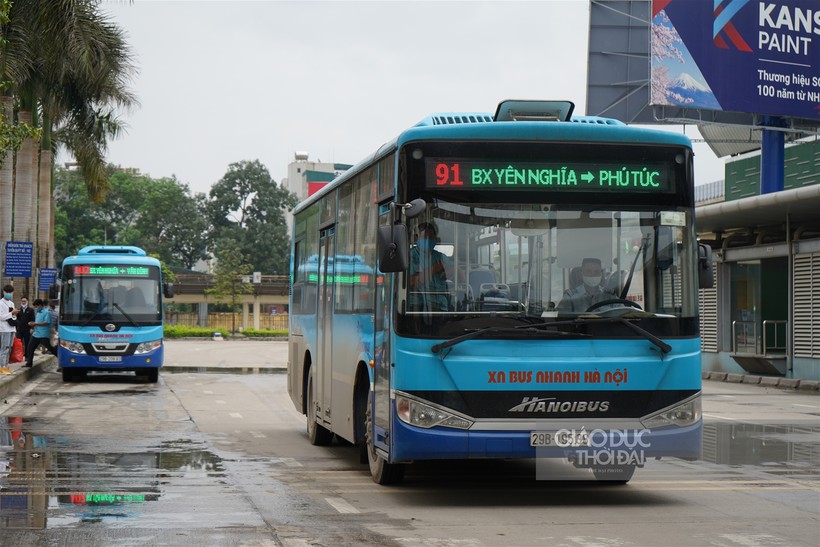 Hà Nội: 100% Xe buýt phục vụ trở lại sau ngày 4/5
