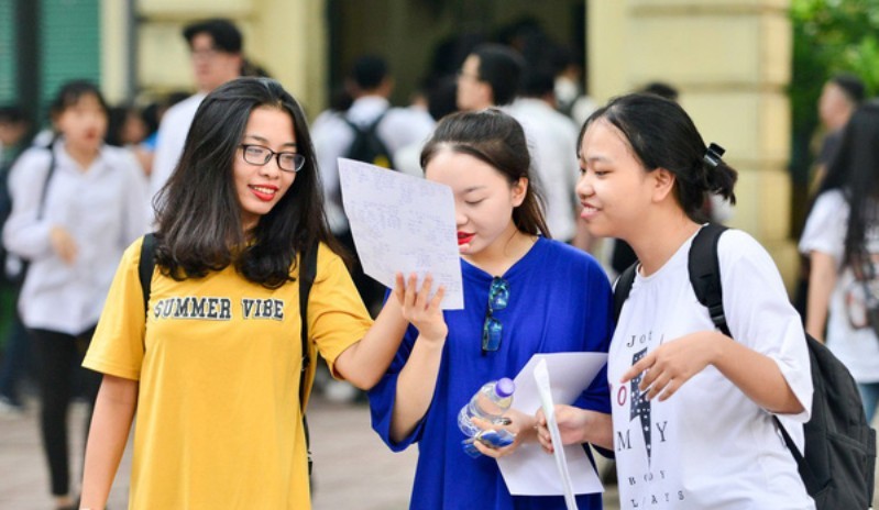 Hà Nội: Gần 100 trường THPT tuyển sinh bằng xét học bạ