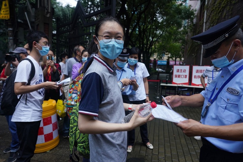50.000 thí sinh Thượng Hải bước vào kỳ thi ĐH