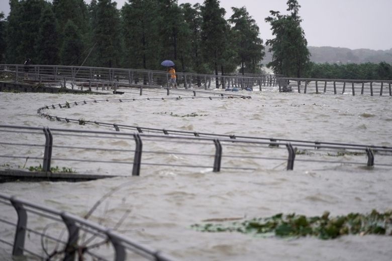 Trung Quốc phát cảnh báo khẩn với 3 con sông chính trước đợt lũ mới