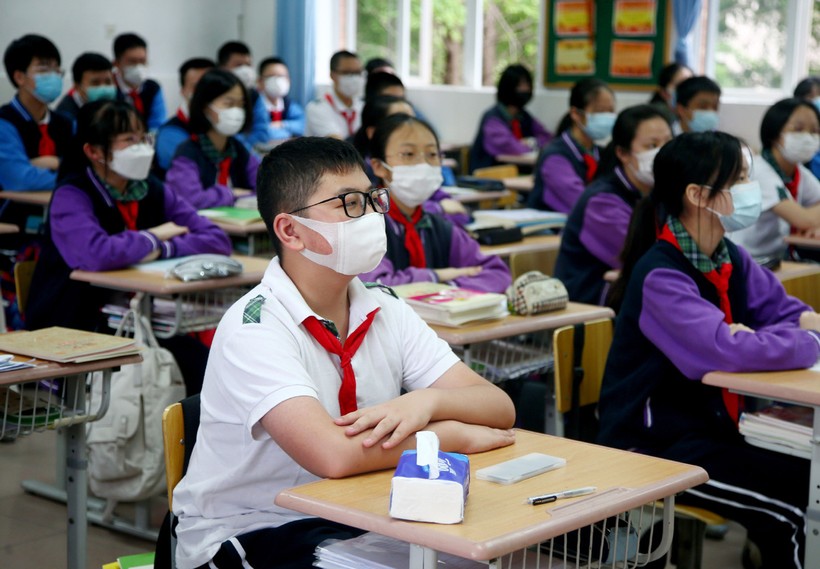Thêm trường học ở Thượng Hải mở cửa trở lại