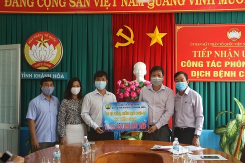 Khánh Hòa: Nhiều đơn vị, doanh nghiệp ủng hộ phòng, chống dịch Covid-19