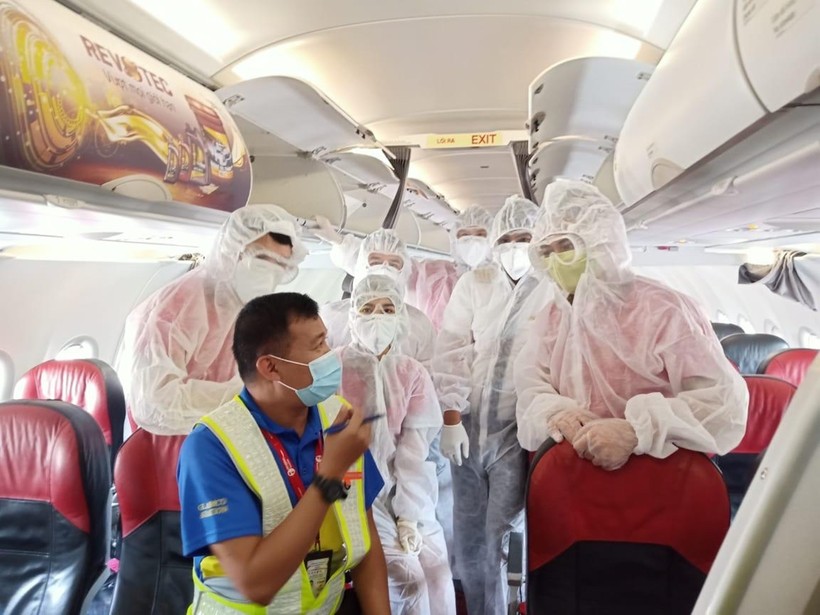 Vietjet thông báo lịch bay đưa hành khách mắc kẹt từ Đà Nẵng về Hà Nội và TP.HCM