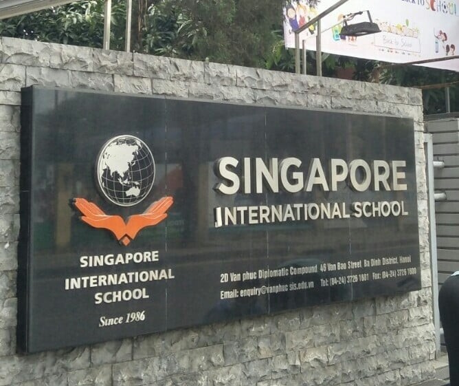 Phụ huynh trường quốc tế Singapore phản ứng việc thu học phí
