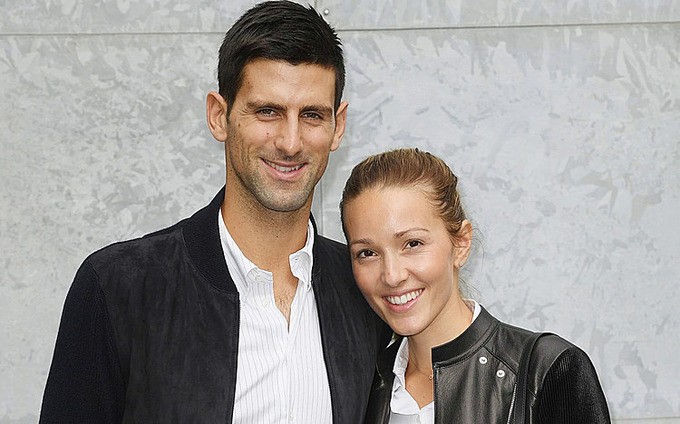 Vợ Djokovic đăng tin giả "5G gây bùng phát Covid-19"