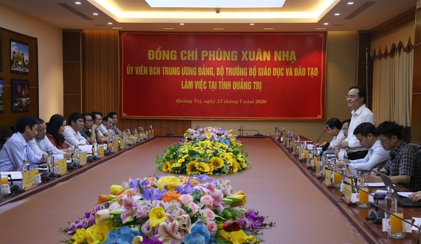 Bộ trưởng Phùng Xuân Nhạ: Rà soát bảo đảm kỳ thi tốt nghiệp THPT 2020 diễn ra an toàn nhất
