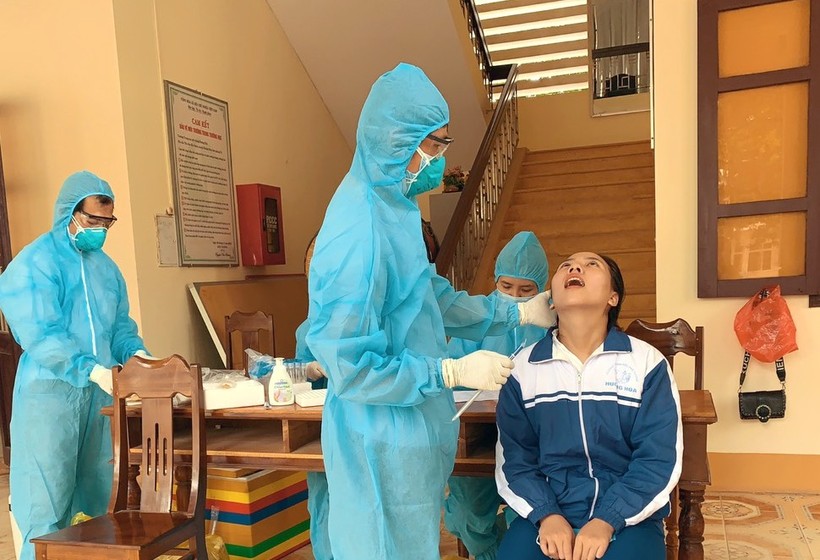 Quảng Trị: Gần 300 thí sinh được xét nghiệm virus SARS-CoV-2