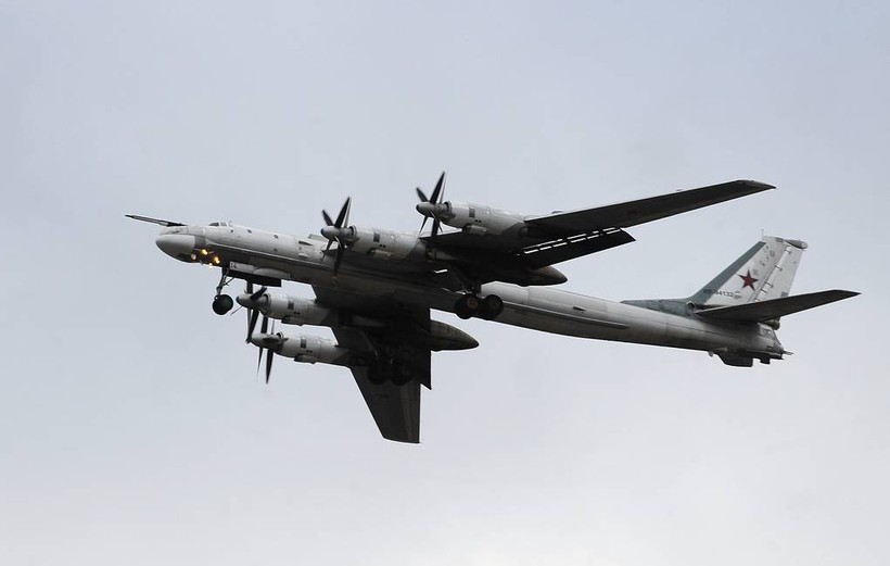 "Gấu bay" Tu-95MS phóng tên lửa trong cuộc tập trận ở vùng Viễn Đông Nga
