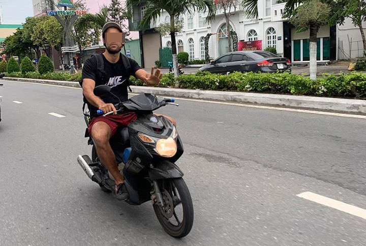 Đà Nẵng: Xử phạt một du khách nước ngoài không đeo khẩu trang nơi công cộng