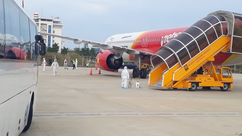 Đà Nẵng: Đón chuyến bay chở 240 người từ Myanmar về nước
