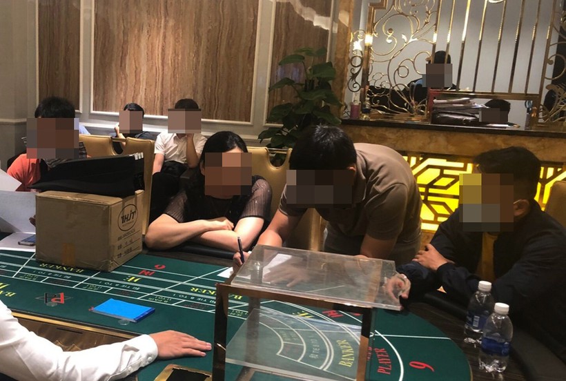 Đà Nẵng: Bắt quả tang nhiều người nước ngoài đánh bạc ở resort