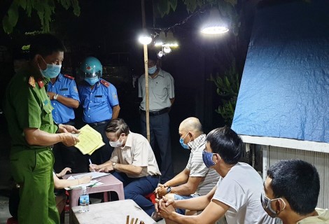 Thừa Thiên – Huế: Cách ly 3 tài xế khai báo gian dối lịch trình di chuyển từ tâm dịch đến địa phương