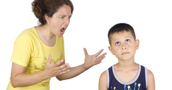10 hành động tưởng có hại nhưng cha mẹ không nên cấm con làm