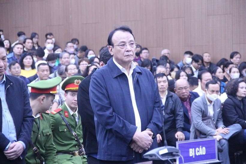 Chủ tịch Tân Hoàng Minh - Đỗ Anh Dũng.
