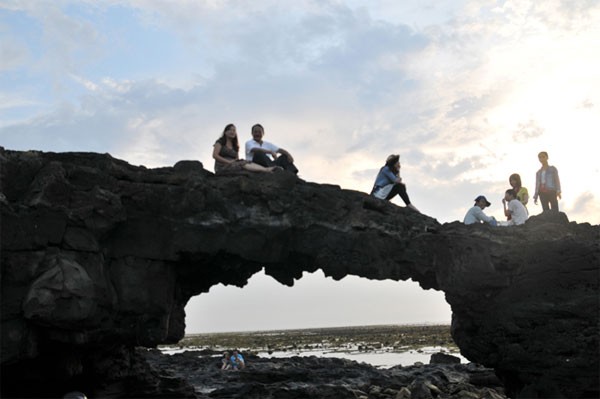 Phát hiện “Cổng Tò vò” dưới đáy biển đảo Lý Sơn