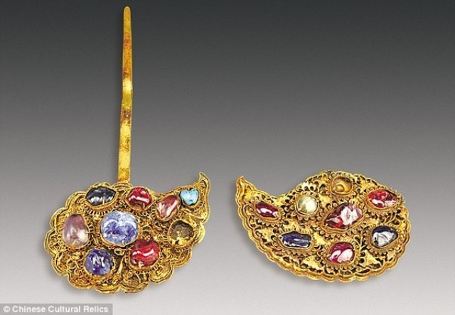 Khảo cổ ngôi mộ “nữ siêu nhân” chứa đầy vàng ròng ở Trung Quốc