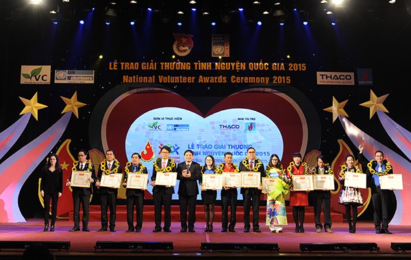 Các cá nhân và tổ chức nhận Giải thưởng TÌnh nguyện Quốc gia.