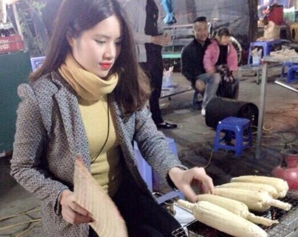 Xuất hiện cô gái bán ngô nướng xinh như hot girl ở Hà Nội