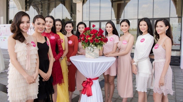 Hoa hậu Việt Nam 2018: 19 thí sinh bắt tay thực hiện dự án nhân ái