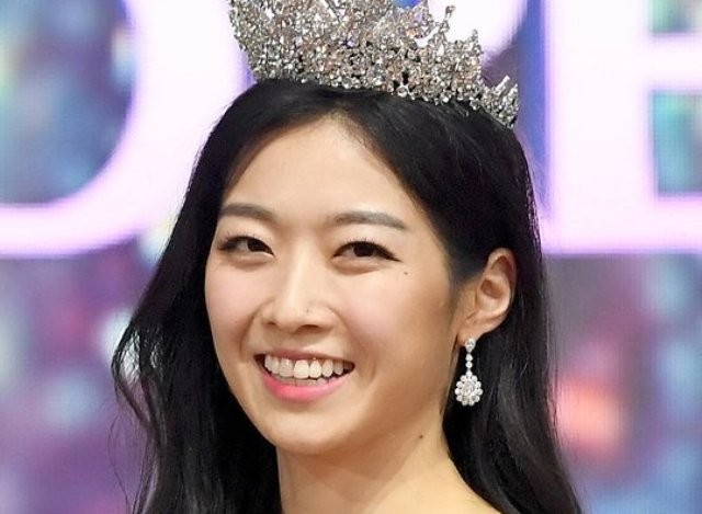 Nhan sắc tân Hoa hậu Hàn Quốc