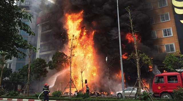 Vụ cháy quán Karaoke ở Trần Thái Tông năm 2017 làm nhiều người thiệt mạng.