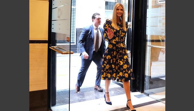 Gu thời trang ngày càng nữ tính của Ivanka Trump