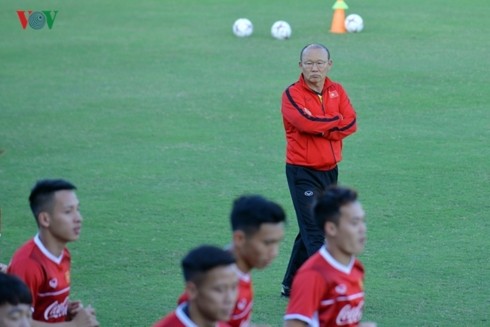 HLV Park Hang Seo tự tin về khả năng tiến vào vòng knock-out của ĐT Việt Nam tại Asian Cup 2019. (Ảnh: Trường Giang).
