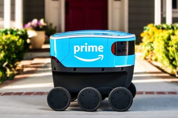 Amazon thử nghiệm robot Scout tự giao hàng