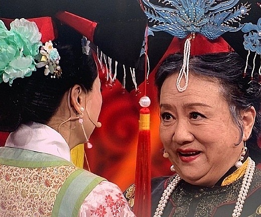 Cuộc tái ngộ đẫm nước mắt của dàn diễn viên “Hoàn Châu cách cách” sau hơn 20 năm