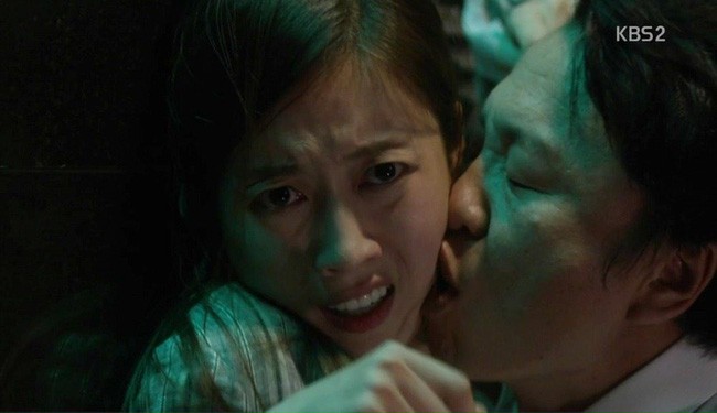 Phim ảnh Hàn Quốc đã phản ánh nỗi đau của các nạn nhân bị bạo lực tình dục ra sao?