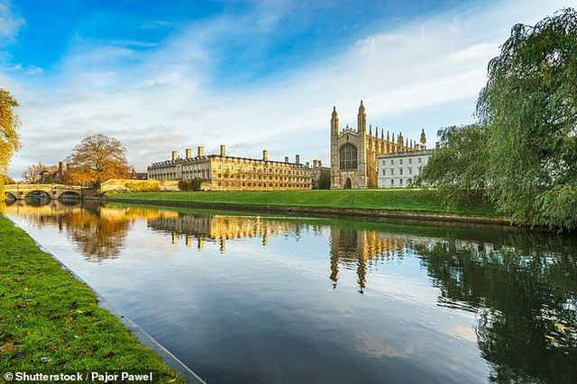 Đại học Cambridge sẽ trao cơ hội thứ 2 cho các học sinh hoàn cảnh khó khăn và có thành tích học tập vượt quá mức mong đợi.