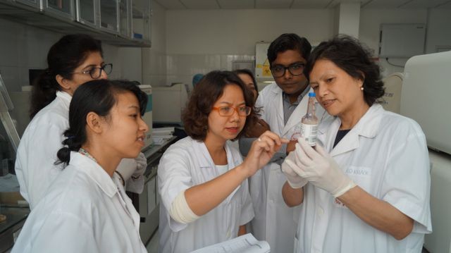 PGS.TS Đoàn Mai Phương cho biết, tại Việt Nam đã ghi nhận vi khuẩn đa kháng, kháng phổ rộng và toàn kháng kháng sinh.