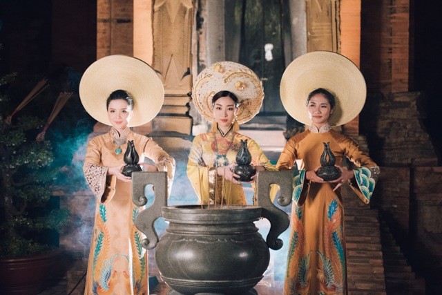 Hoa hậu Đỗ Mỹ Linh trở thành Đại sứ Lễ hội Trầm hương 