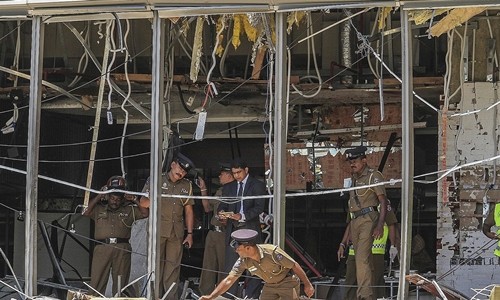 Nhà hàng ở khách sạn Shangri-La hư hại sau vụ đánh bom ngày 21/4. Ảnh: AFP.