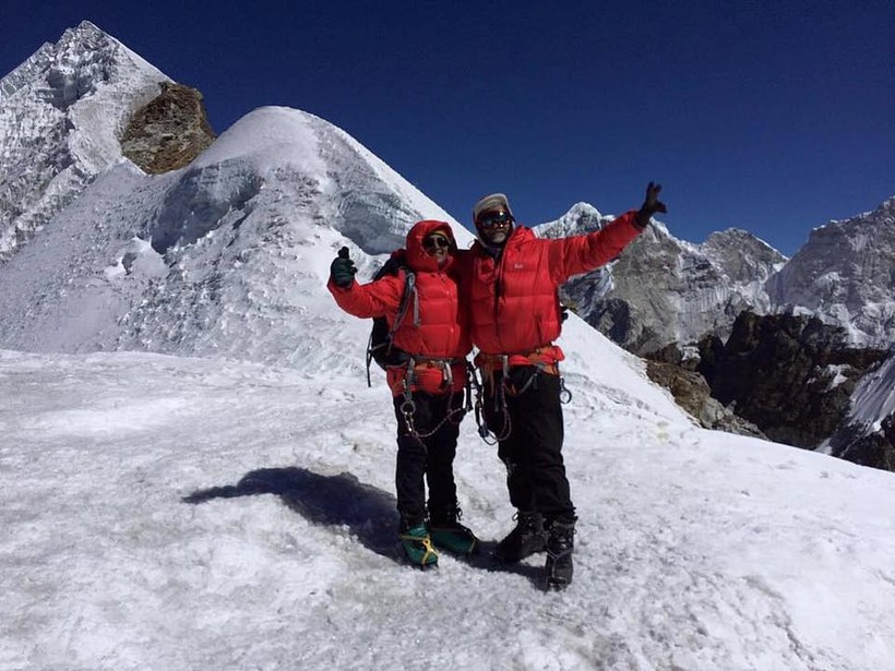 Hai câu chuyện ám ảnh nhất trên con đường chinh phục đỉnh núi Everest