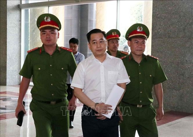 Xét xử phúc thẩm vụ án Phan Văn Anh Vũ và 4 cựu cán bộ công an