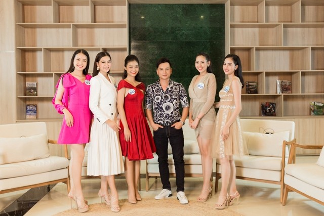 Thí sinh Miss World Việt Nam nói gì về loạn danh xưng Hoa hậu, Nữ hoàng?