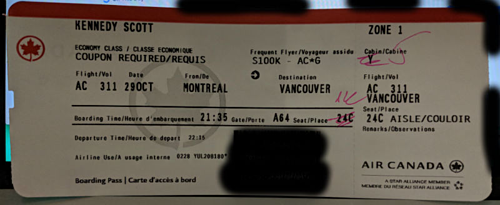 Những ký hiệu trên vé máy bay đều ẩn chứa những thông điệp thú vị. Ảnh: Flyertalk.

