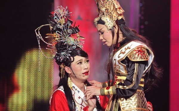Hoài Linh được xem là "ông trùm" của showbiz Việt.