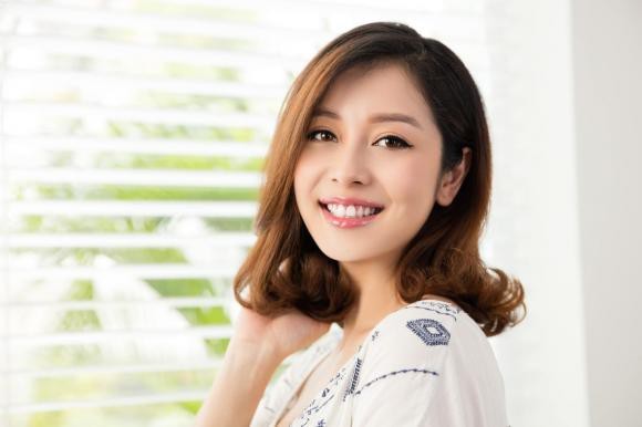 Hoa hậu Jennifer Phạm.