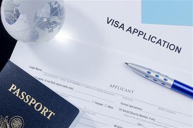 H-1B visa là visa “không định cư”.