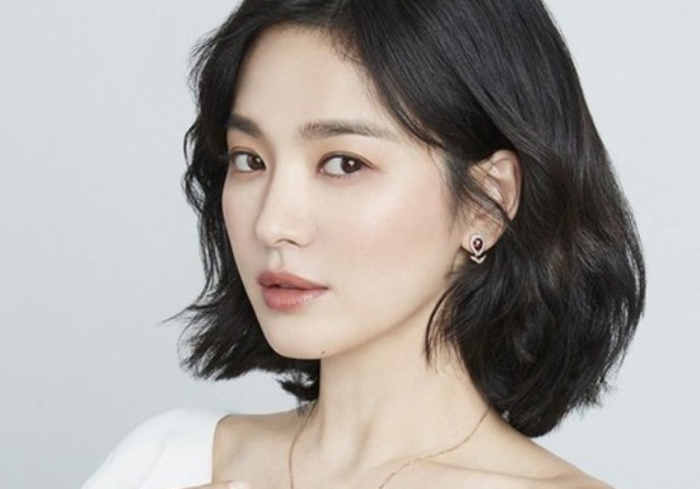 Song Hye Kyo mà một trong số những nghệ sĩ Hàn có động thái cứng rắn với anti fan.